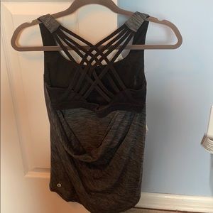 Lululemon tank with built in bra